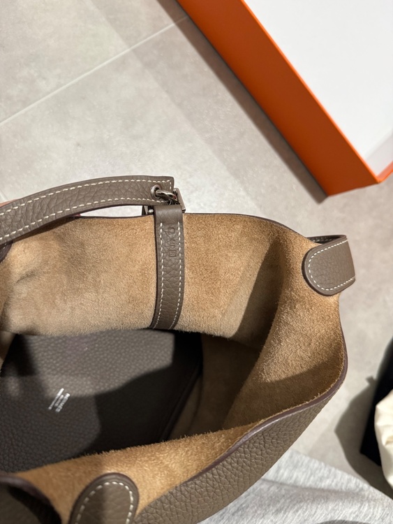 エルメス ピコタン （ブランドバッグ）の商品画像 - 査定依頼日：2025年12月10日 - 最高査定価格：600,000円