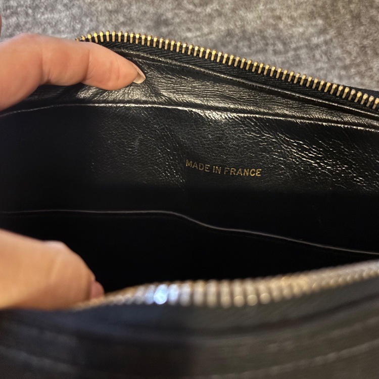 コットンデカマトラッセ？（ブランドバッグ）の商品画像 - 査定依頼日：2025年7月29日 - 最高査定価格：130,000円