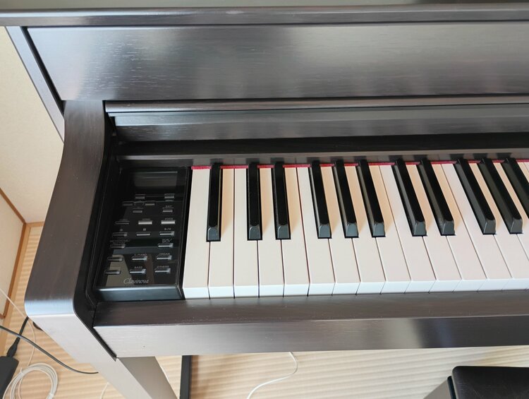 clp-545R（ピアノ・楽器・PA機材）の商品画像 - 査定依頼日：2026年10月8日 - 最高査定価格：5,000円