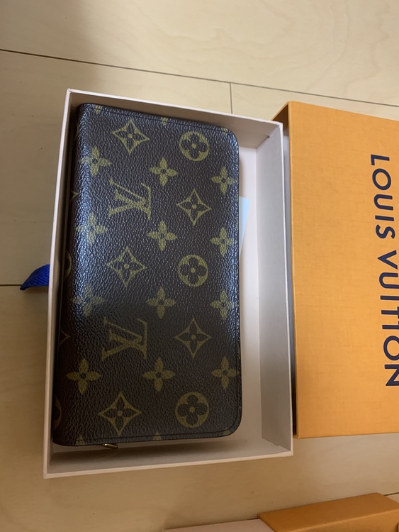 スニーカー（ブランドバッグ）の商品画像 - 査定依頼日：2021年9月20日 - 最高査定価格：110,000円