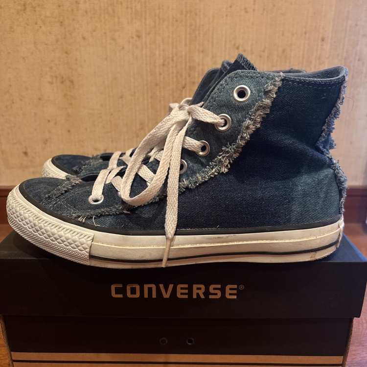 ALL STAR DAMAGE DM HI （古着・ファッション）の商品画像 - 査定依頼日：2026年4月23日 - 最高査定価格：100,000円