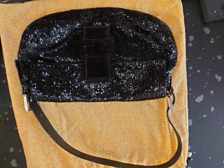 フェンディ（ブランドバッグ）の商品画像 - 査定依頼日：2026年7月20日 - 最高査定価格：300,000円