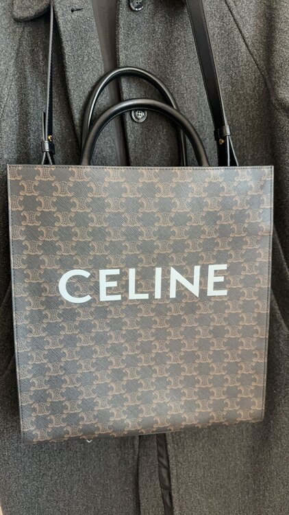 セリーヌ  （ブランドバッグ）の商品画像 - 査定依頼日：2025年2月23日 - 最高査定価格：130,000円