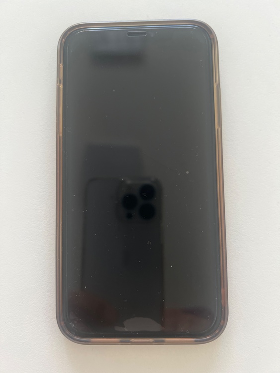iPhoneXR 64GB au（スマホ）の商品画像 - 査定依頼日：2026年5月9日 - 最高査定価格：14,000円