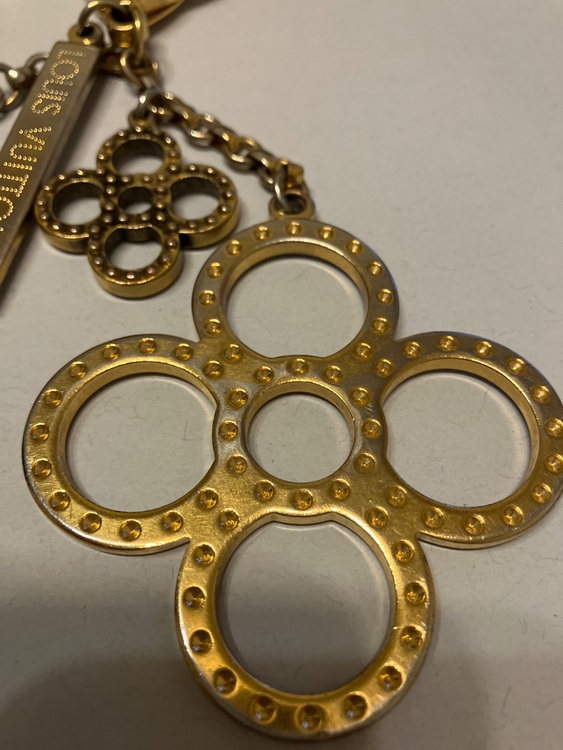 キーホルダー（ブランド財布・小物）の商品画像 - 査定依頼日：2025年7月27日 - 最高査定価格：10,000円