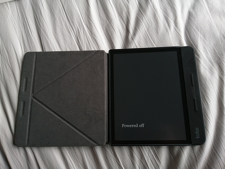 楽天　kobo forma 32GB スリープカバーセット（PC・タブレット）の商品画像 - 査定依頼日：2020年3月15日 - 最高査定価格：12,000円