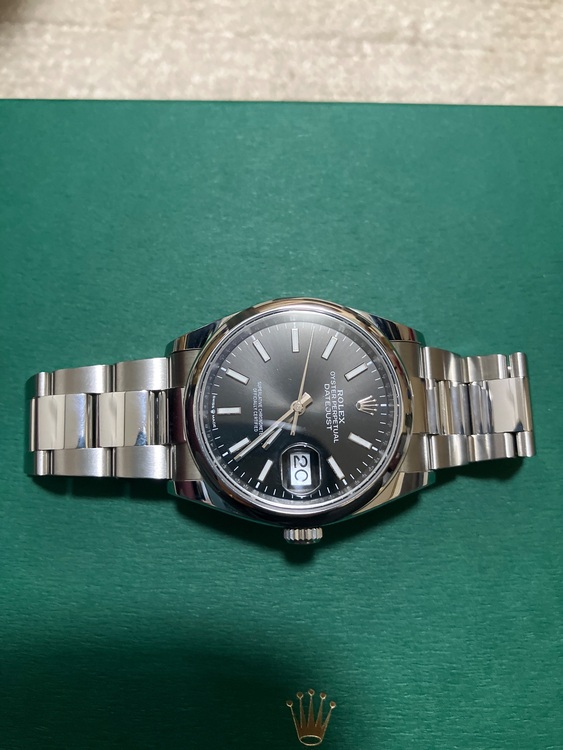 ロレックス デイトジャスト 126200（高級時計）の商品画像 - 査定依頼日：2025年11月20日 - 最高査定価格：1,350,000円