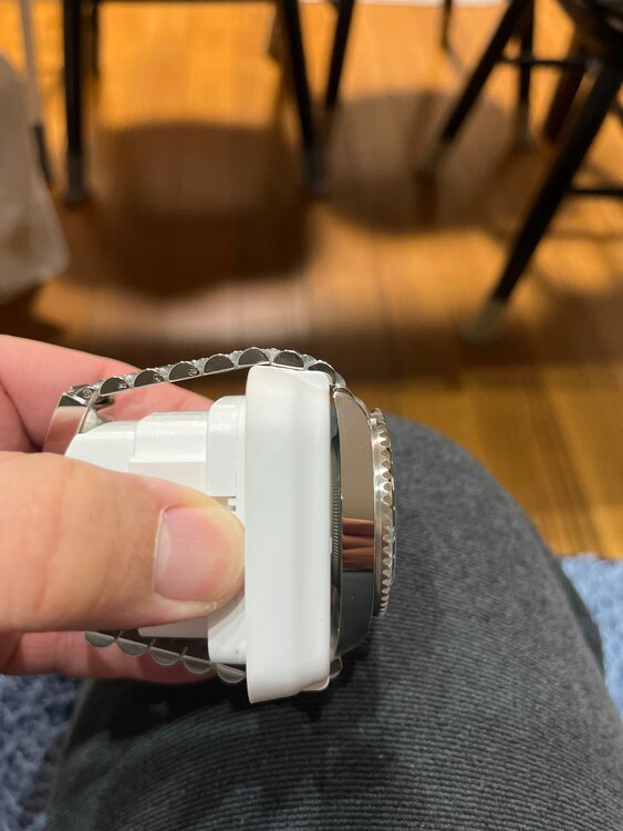 ロレックス GMTマスター 126720VTNr（高級時計）の商品画像 - 査定依頼日：2025年2月22日 - 最高査定価格：2,750,000円