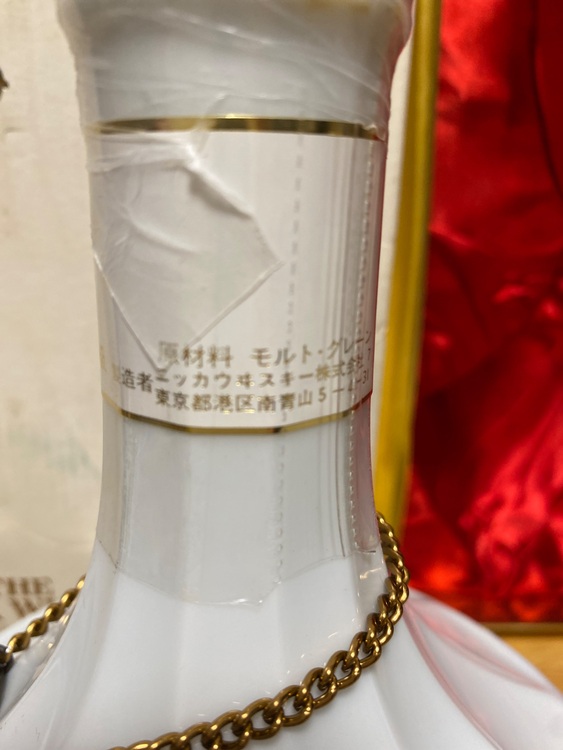 ニッカウイスキー鶴　760ml 43%（お酒）の商品画像 - 査定依頼日：2025年8月19日 - 最高査定価格：12,000円