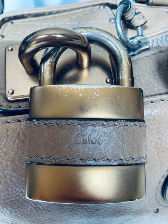 Chloe パディントン（ブランドバッグ）の商品画像 - 査定依頼日：2025年2月11日 - 最高査定価格：30,000円