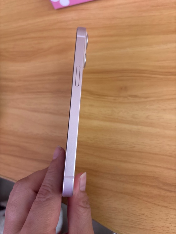 iPhone iPhone 13 128GB SIMフリー（スマホ）の商品画像 - 査定依頼日：2026年7月17日 - 最高査定価格：36,500円