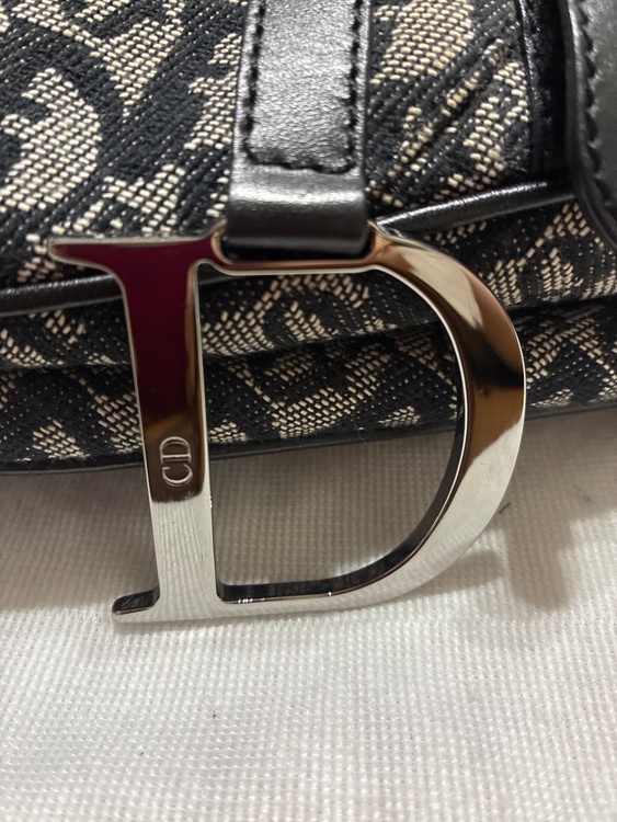 サドルバック　トロッター（ブランドバッグ）の商品画像 - 査定依頼日：2026年3月1日 - 最高査定価格：200,000円