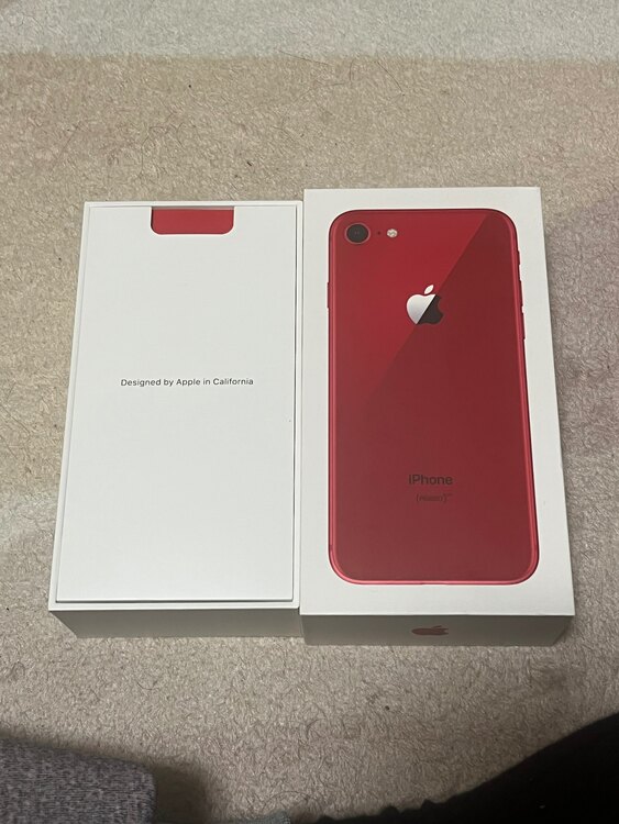 iPhone 8 Product RED（スマホ）の商品画像 - 査定依頼日：2025年3月20日 - 最高査定価格：6,000円
