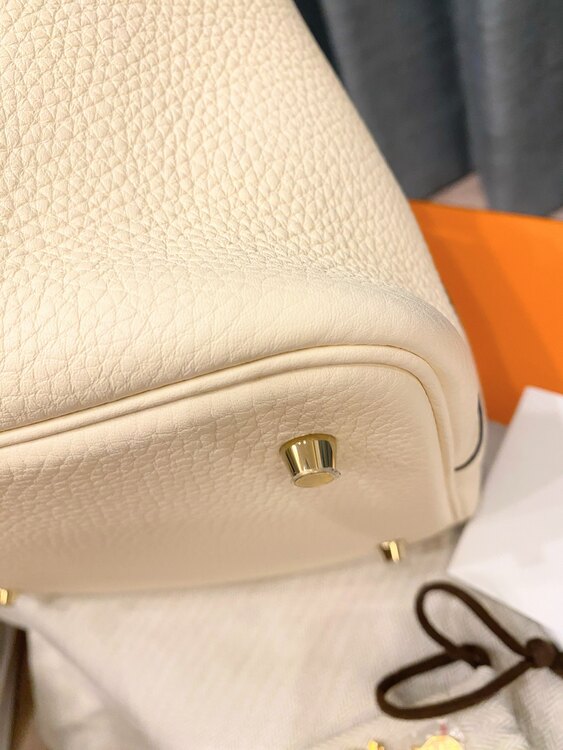 ピコタンMM ナタ ゴールド金具（ブランドバッグ）の商品画像 - 査定依頼日：2024年2月18日 - 最高査定価格：535,000円
