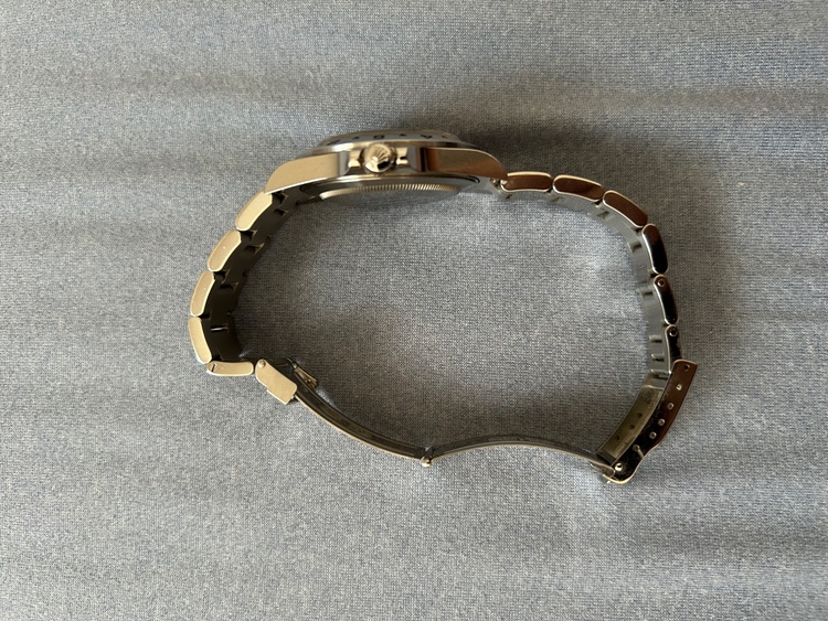 ロレックス エクスプローラー 1657（高級時計）の商品画像 - 査定依頼日：2025年6月28日 - 最高査定価格：1,100,000円