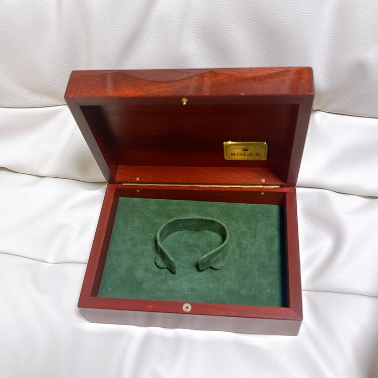 ロレックス デイトナ 116523Ng（高級時計）の商品画像 - 査定依頼日：2025年5月28日 - 最高査定価格：2,950,000円