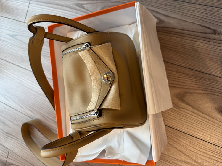 エルメス リンディ （ブランドバッグ）の商品画像 - 査定依頼日：2025年7月1日 - 最高査定価格：1,070,000円