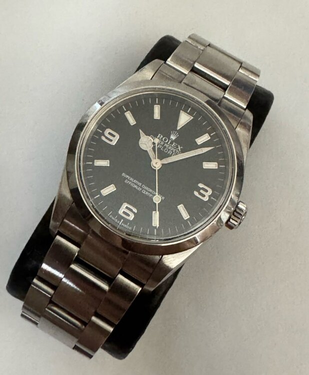 ロレックス エクスプローラー （高級時計）の商品画像 - 査定依頼日：2025年2月20日 - 最高査定価格：800,000円