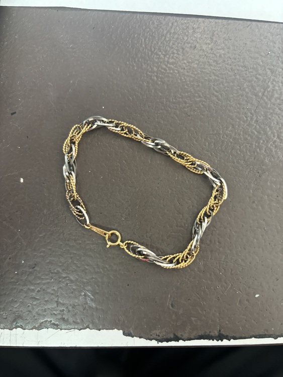 ブレスレット（金・貴金属）の商品画像 - 査定依頼日：2025年1月30日 - 最高査定価格：112,710円