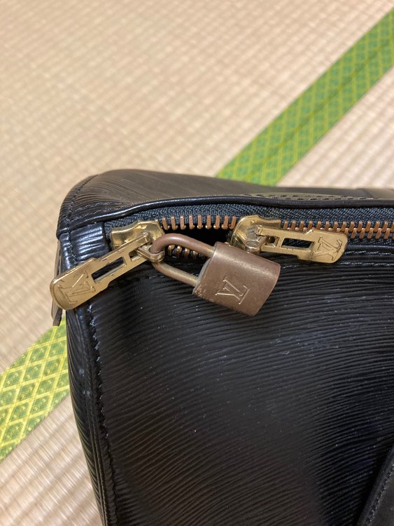 キーポル（ブランドバッグ）の商品画像 - 査定依頼日：2022年9月24日 - 最高査定価格：33,000円