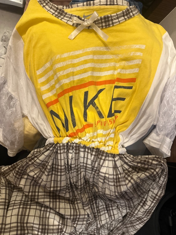 amatunal（古着・ファッション）の商品画像 - 査定依頼日：2026年1月4日 - 最高査定価格：100,000円