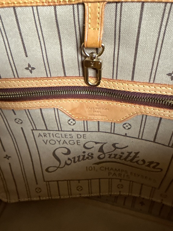 ルイヴィトン ネヴァーフル （ブランドバッグ）の商品画像 - 査定依頼日：2025年10月11日 - 最高査定価格：100,000円