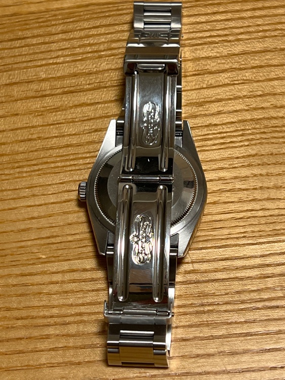 ロレックス エクスプローラー 114270（高級時計）の商品画像 - 査定依頼日：2026年1月27日 - 最高査定価格：980,000円