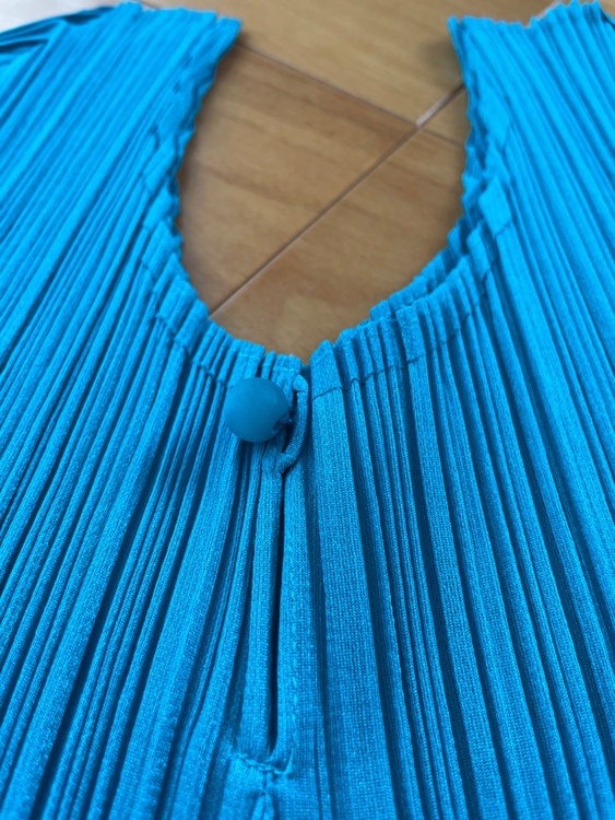 トップス（古着・ファッション）の商品画像 - 査定依頼日：2026年3月6日 - 最高査定価格：8,000円