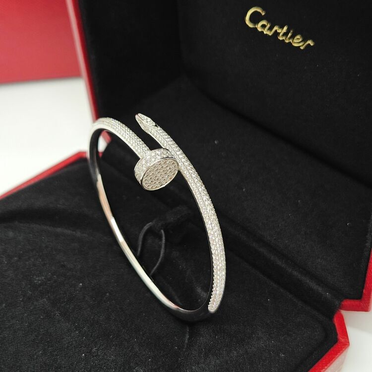 루이비통 코치 （ブランドバッグ）の商品画像 - 査定依頼日：2025年7月29日 - 最高査定価格：3,800,000円