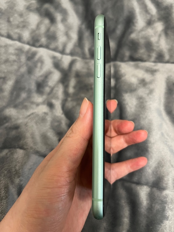 iPhone11 64GB SIMフリー（スマホ）の商品画像 - 査定依頼日：2026年5月6日 - 最高査定価格：20,000円