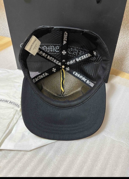 Chrome Hearts Trucker Cap CH Black（古着・ファッション）の商品画像 - 査定依頼日：2026年9月24日 - 最高査定価格：100,000円