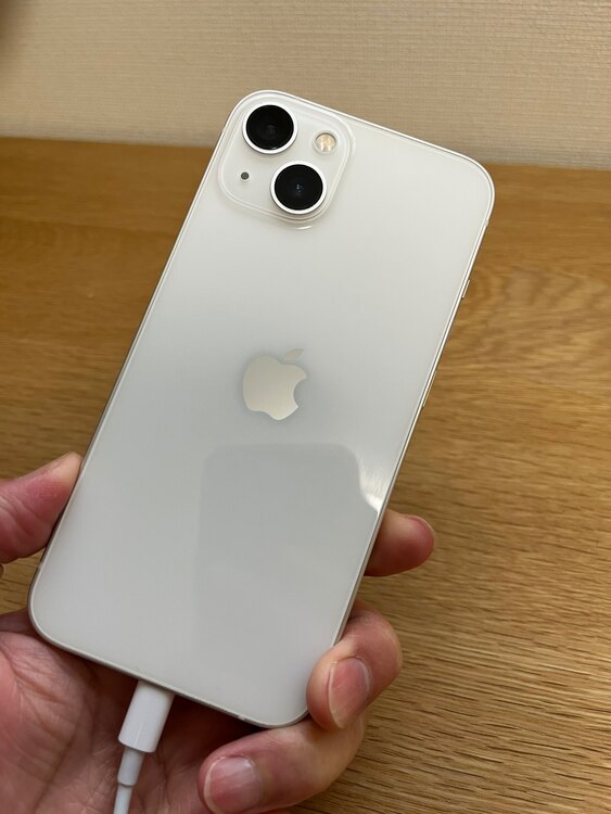 iPhone 13 256GB SIMフリー（スマホ）の商品画像 - 査定依頼日：2025年4月18日 - 最高査定価格：44,000円