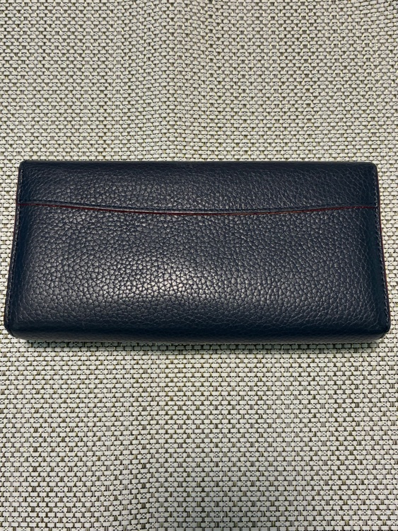 ルイヴィトンポルトフォイユカプシーヌ（ブランド財布・小物）の商品画像 - 査定依頼日：2026年2月4日 - 最高査定価格：100,000円