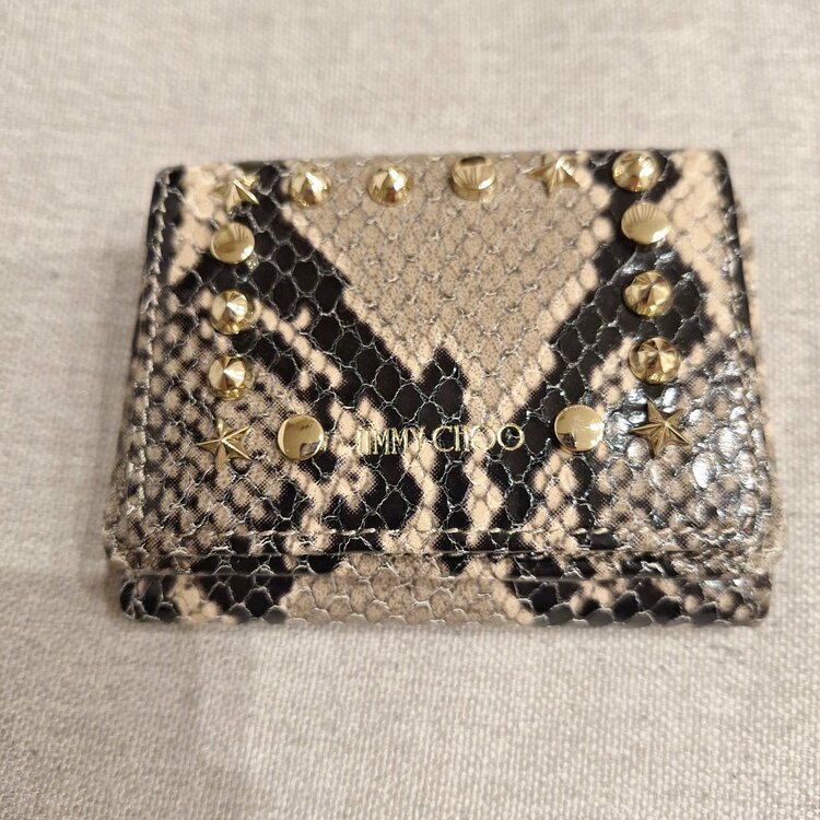 ジミーチュウ  （ブランドバッグ）の商品画像 - 査定依頼日：2026年2月24日 - 最高査定価格：3,500円