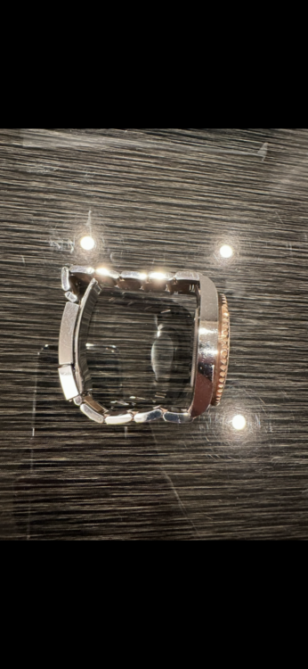 GMTマスターII（高級時計）の商品画像 - 査定依頼日：2026年4月25日 - 最高査定価格：3,100,000円