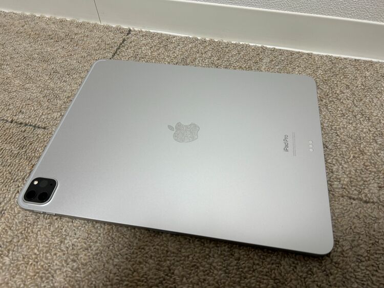 iPad Pro 12.9 第6世代 1TB（PC・タブレット）の商品画像 - 査定依頼日：2025年11月3日 - 最高査定価格：99,000円