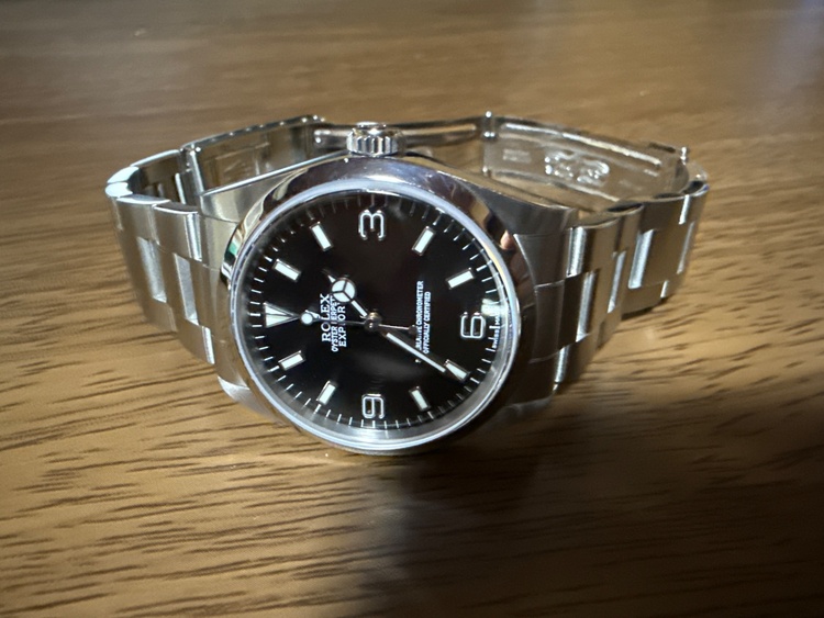 ロレックス エクスプローラー 1427（高級時計）の商品画像 - 査定依頼日：2025年12月11日 - 最高査定価格：920,000円