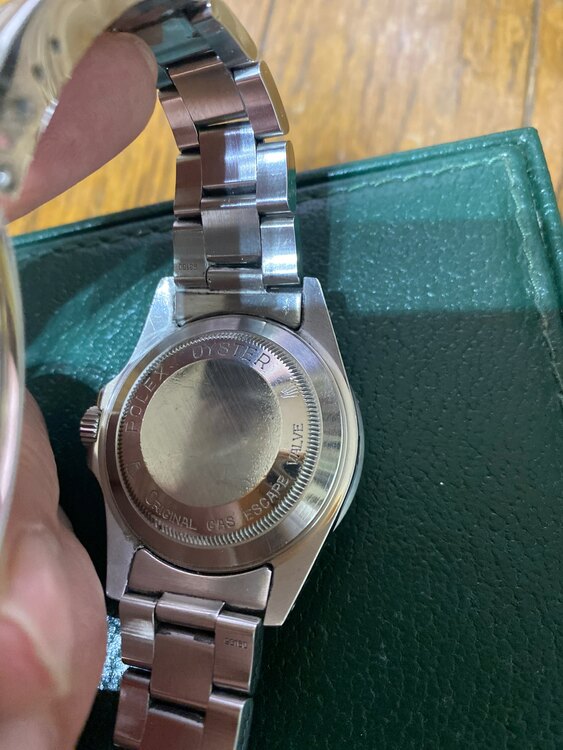 ロレックス シードゥエラー 16600 N44431（高級時計）の商品画像 - 査定依頼日：2025年3月21日 - 最高査定価格：1,250,000円