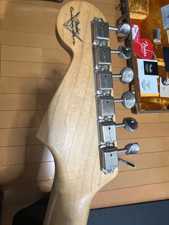 カスタムショップ　ストラトキャスター（ピアノ・楽器・PA機材）の商品画像 - 査定依頼日：2026年3月28日 - 最高査定価格：310,000円