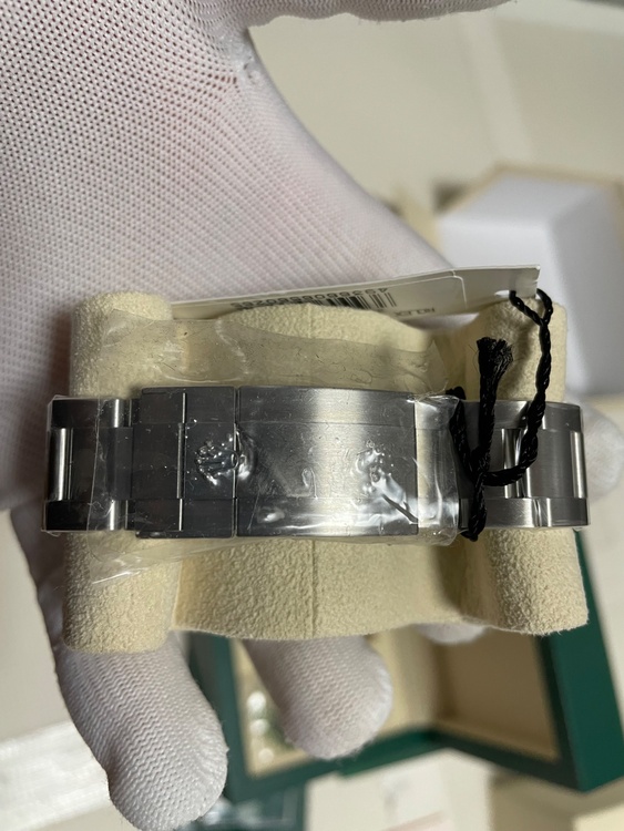 ロレックス　エクスプローラⅡ（高級時計）の商品画像 - 査定依頼日：2026年4月8日 - 最高査定価格：1,900,000円