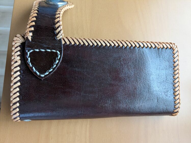 カービング　財布（ブランド財布・小物）の商品画像 - 査定依頼日：2025年10月5日 - 最高査定価格：4,000円