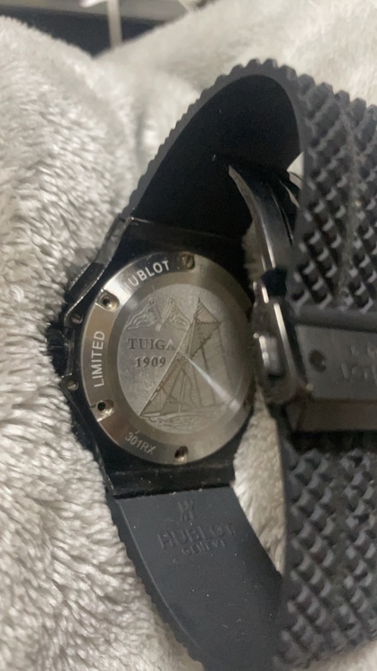 ウブロ ビックバン （高級時計）の商品画像 - 査定依頼日：2025年9月9日 - 最高査定価格：1,215,000円