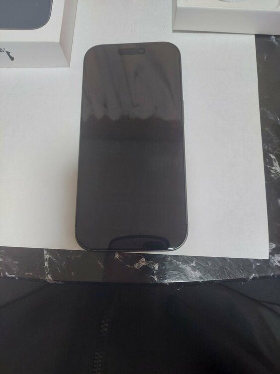 iPhone17256GBセ（ブラック）（スマホ）の商品画像 - 査定依頼日：2026年4月22日 - 最高査定価格：113,000円