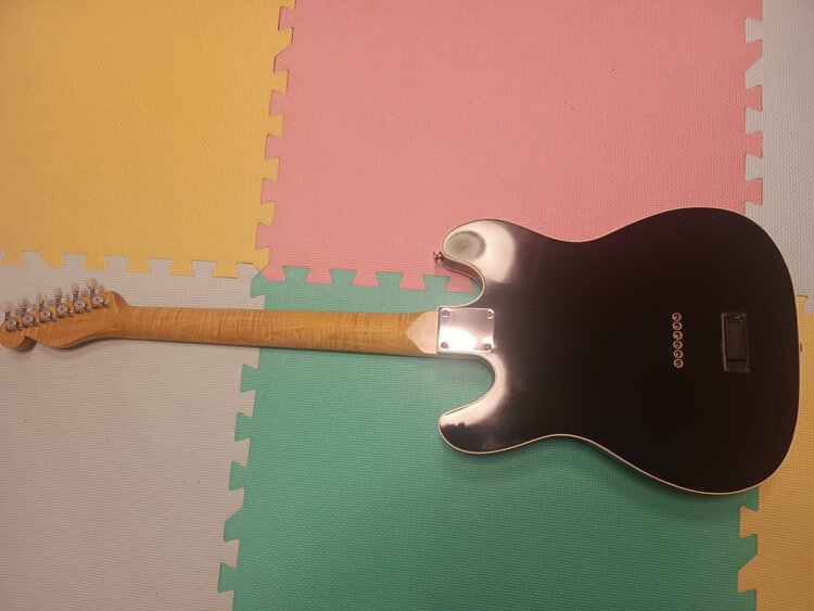 Guitar Creation Custom Line Jane Doe ムーンスプルース/ハカランダ EMG・Piezo搭載（ピアノ・楽器・PA機材）の商品画像 - 査定依頼日：2026年7月31日