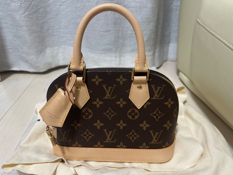 ルイヴィトン アルマ （ブランドバッグ）の商品画像 - 査定依頼日：2025年10月2日 - 最高査定価格：200,000円