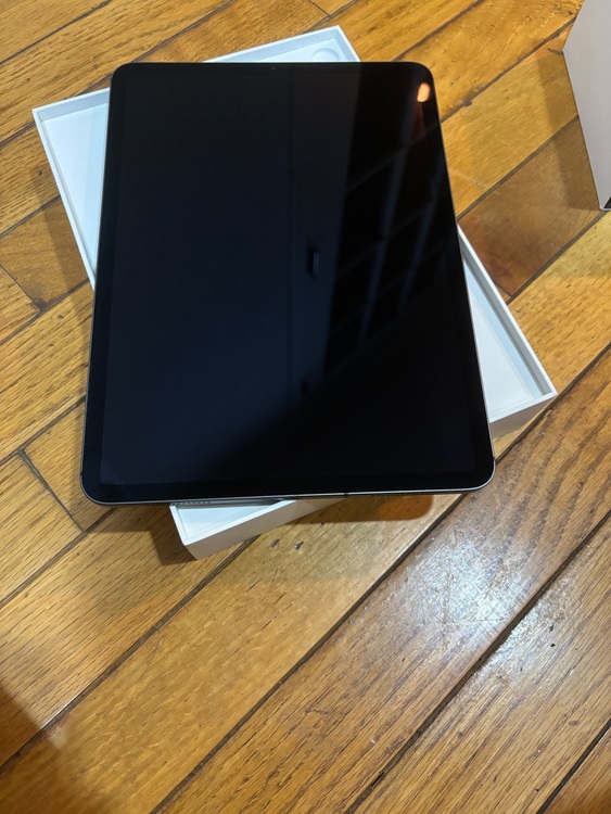 iPad Pro11 第1世代　64GB（PC・タブレット）の商品画像 - 査定依頼日：2025年9月6日 - 最高査定価格：21,000円