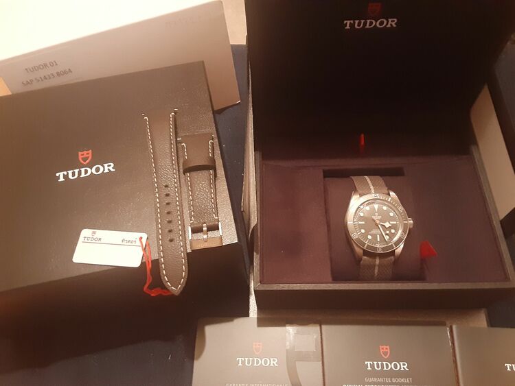 ブラックベイ58　925（高級時計）の商品画像 - 査定依頼日：2025年6月30日 - 最高査定価格：420,000円