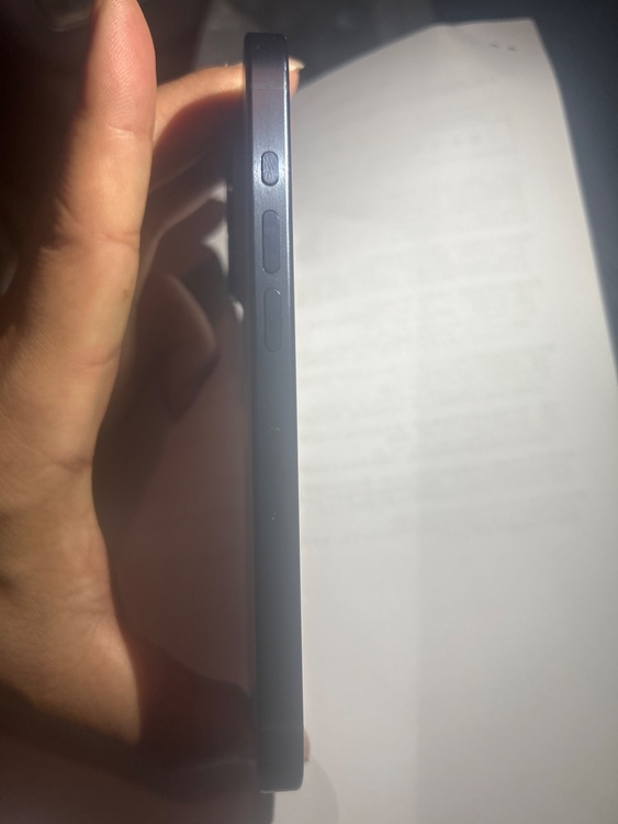 iPhone 15 Pro 128GB docomo（スマホ）の商品画像 - 査定依頼日：2026年5月4日 - 最高査定価格：116,000円