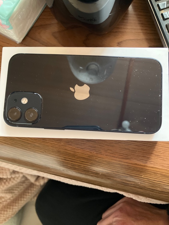 iPhone12mini（スマホ）の商品画像 - 査定依頼日：2025年11月21日 - 最高査定価格：15,000円