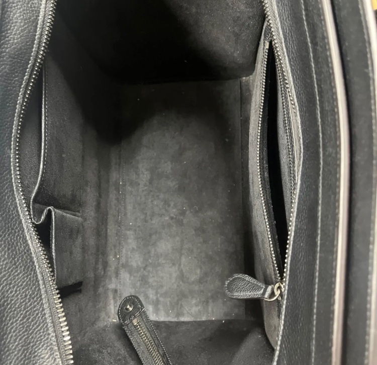 ラゲージ ミディアム（ブランドバッグ）の商品画像 - 査定依頼日：2025年6月18日 - 最高査定価格：70,000円